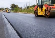 अखेर पुणतांबा-वाकडी रस्त्याचे काम सुरू